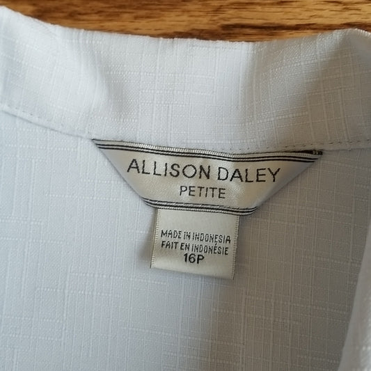 (16P) Allison Daley Short Sleeved White Blazer Minimalist Modern Modest Casual
