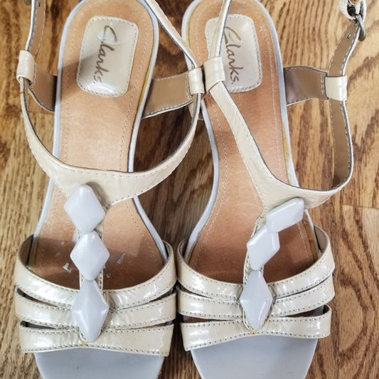 Clark Low Wedge Shiny Cream Color