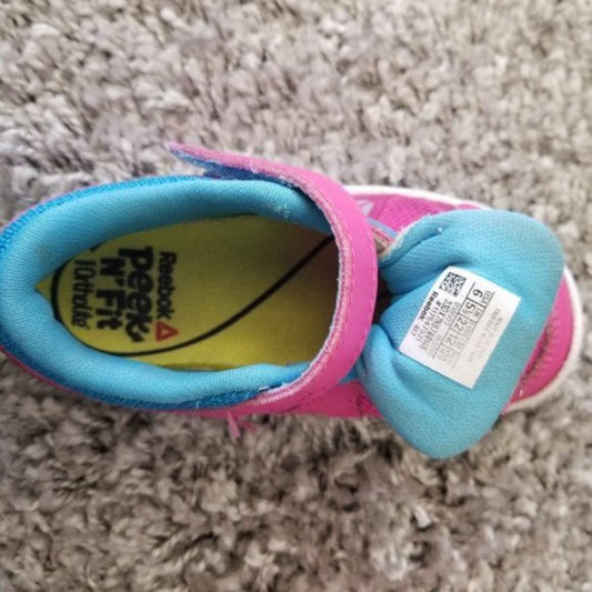 Reebok Sneaker Pink and Blue Toddler Sz 6