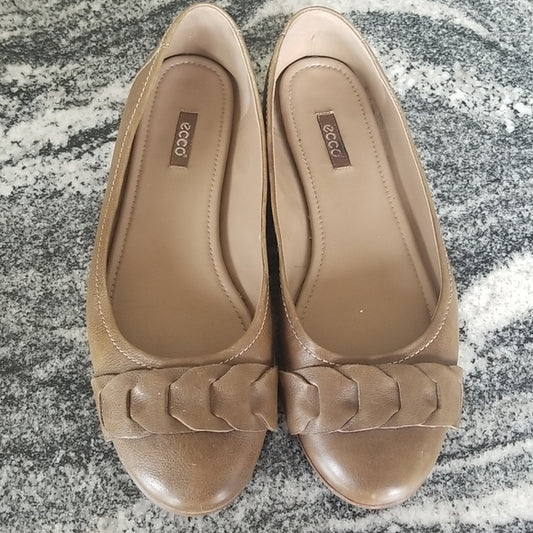 Ecco Gorgeous Flats Sz 41