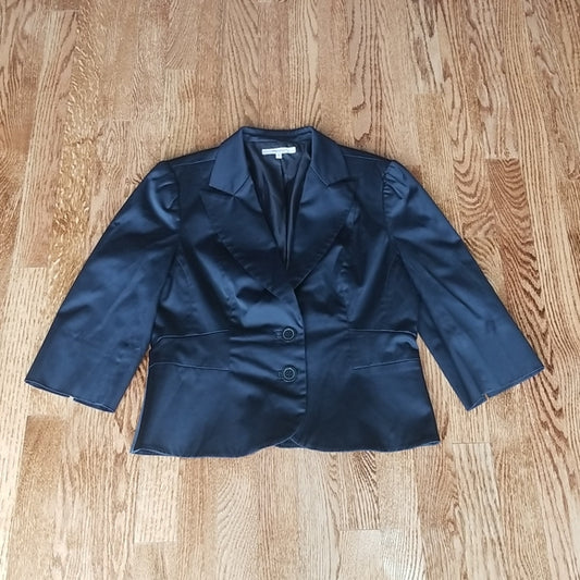 (12) RW & CO. 3/4 Length Sleeve Blazer ❤ Professional ❤ Shiny