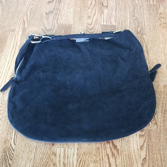 NWT Lavish Handbag ❤ Awesome Silver Hardware ❤ Adjustable Capacity