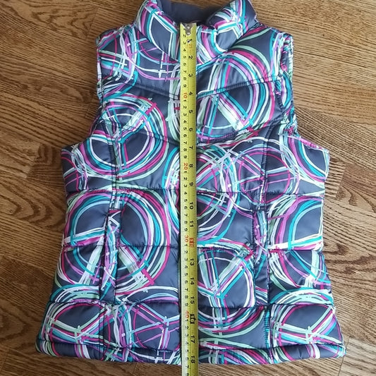 (M) Old Navy Multicolored Peace Symbol Puffer Vest ❤ Cute
