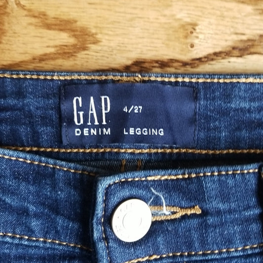 (4) GAP Denim Capris Leggings ❤ Love it