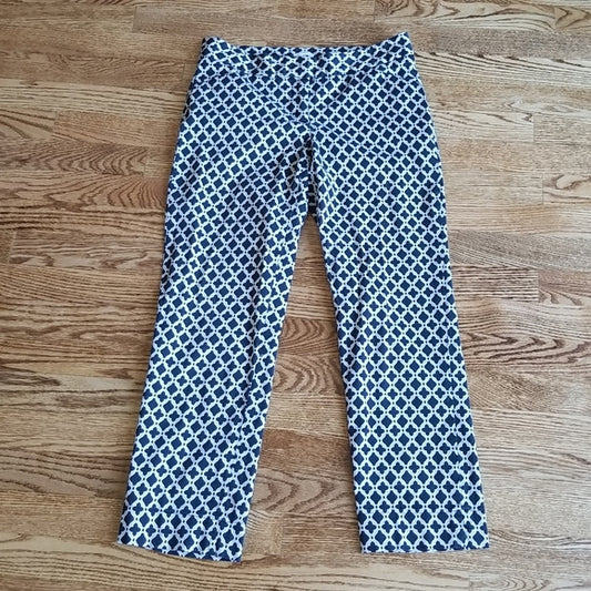(4) Laundry by Shelli Segal Geometric Print Cropped Pants ❤ Cotton Blend