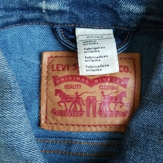 (S) Levi's Women's Western Button Down Denim Jacket ❤ Amazing 🥰