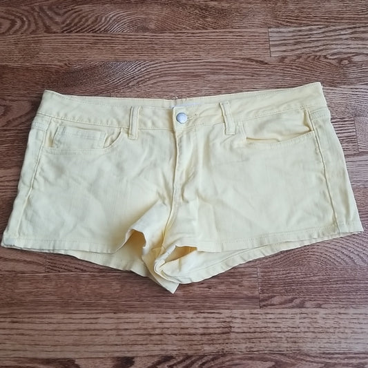 (30) 2.1 Denim Yellow Summer Vacation Beach Cotton Blend Jean Shorts