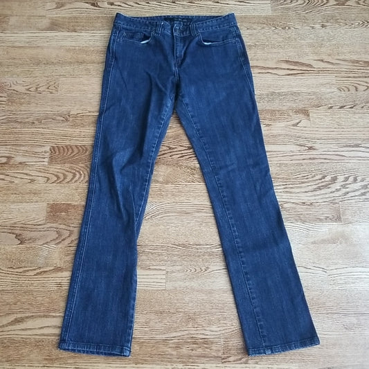 (28/6) Calvin Klein Jeans Dark Wash Straight Fit "Pencil" Denim Jeans