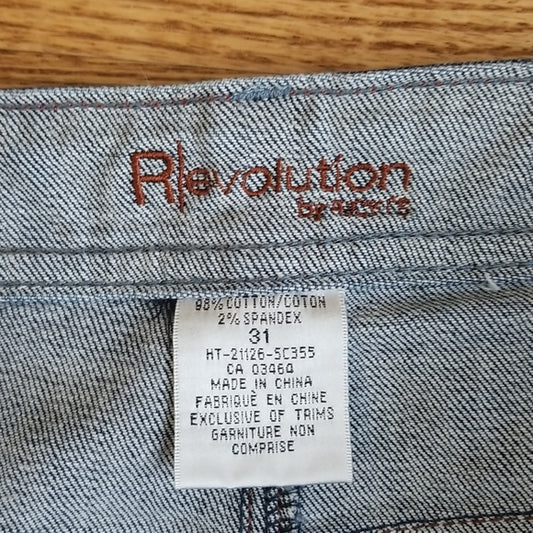 (31) Revolution by Ricki's Cropped Ankle Jeans