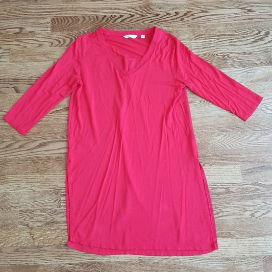 (XS) Reitmans Red V Neck 3/4 Sleeve Long Soft Viscose Blend Top Sheer Back