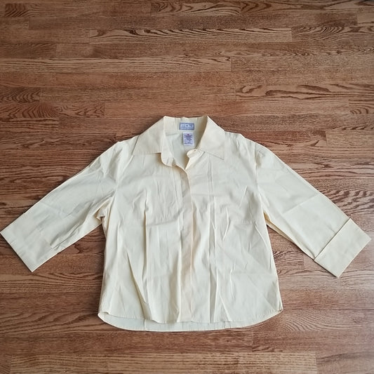 (12) FDJ French Dressing Pale Yellow Button Up ¾ Sleeve Top Business Casual