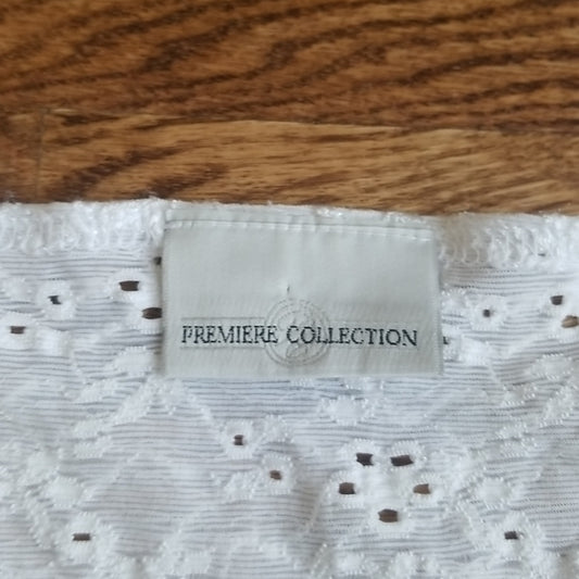 (M) Premiere Collection Dainty Eyelet Design Tank Top Nylon Blend Cottagecore