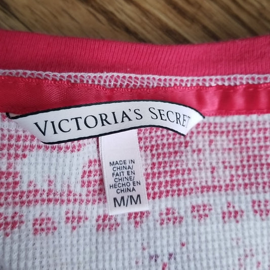 (M) Victoria's Secret Winter Christmas Print Cotton Blend Long Sleeve Pajama Set