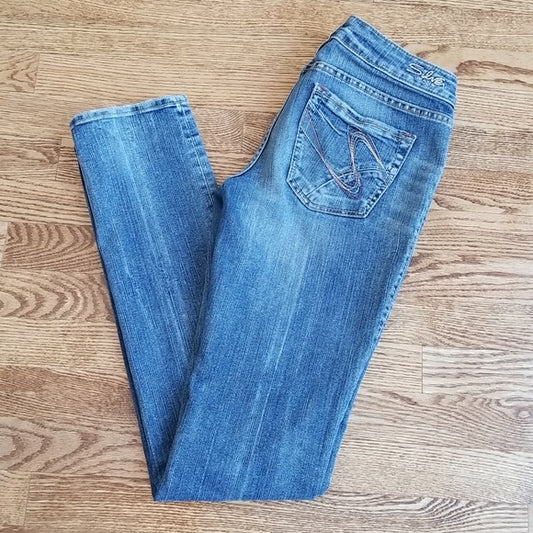 (28W/33L) Silver Jeans Co. Aiko Slim Cotton Blend Denim Jeans Comfy Everyday