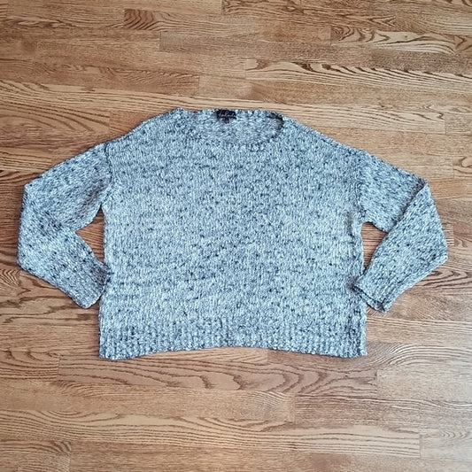 (L) Aritzia Talula Crew Neck Soft Knit Sweater Cozy Wool Mohair Nylon Cotton
