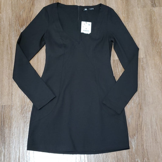 (L) NWT Zara Long Sleeve Deep V Neck Classic "Little Black Dress" Evening Night
