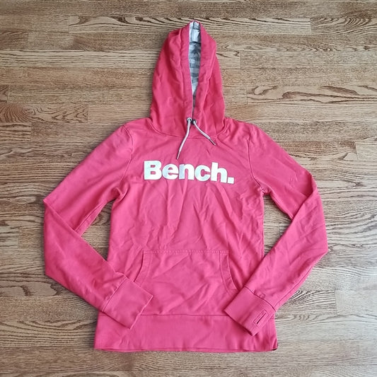 (M) Bench. Lightweight Pull Over Hoodie Athleisure Casual Streetwear Comfy