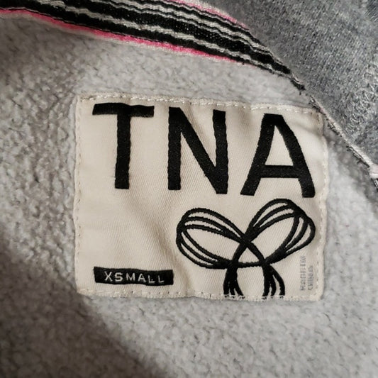 (XS) Aritzia TNA Embroidered Logo Classic Athleisure Loungewear Comfortable Camp