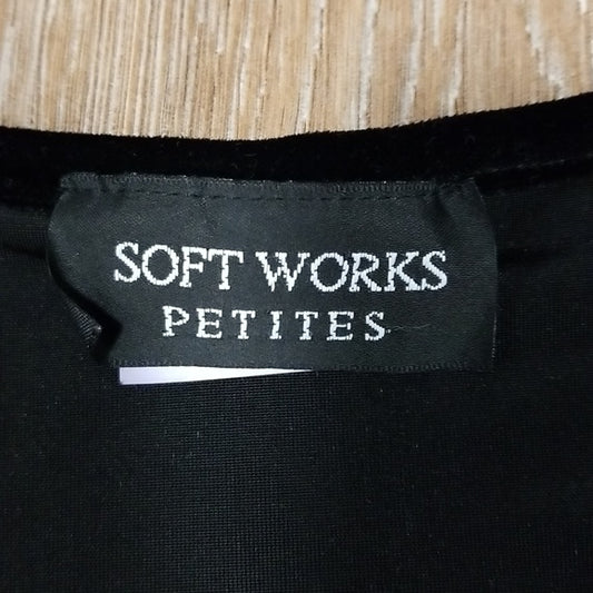 (M) Soft Works Petites Soft Velvet Evening Date Night Comfortable Minimalist