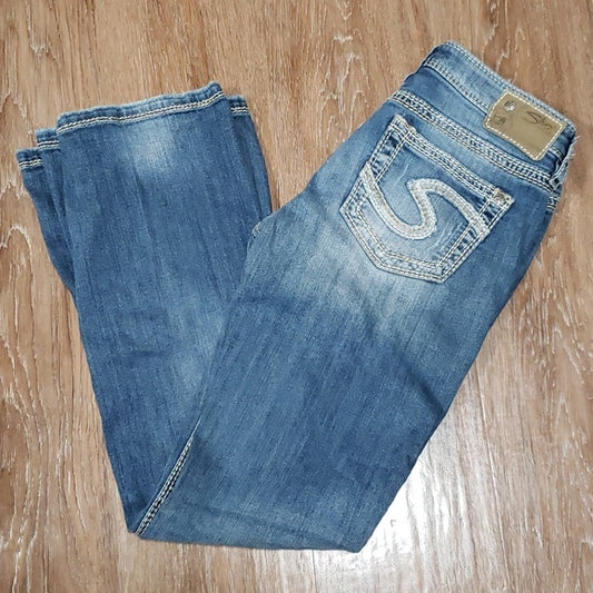 (27W/31L) Silver Jeans Co. Lola Distressed Faded Light Wash Bootcut Jeans