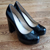 (7M) Kenneth Cole New York Platform Chunky High Heels Shiny Classic Formal