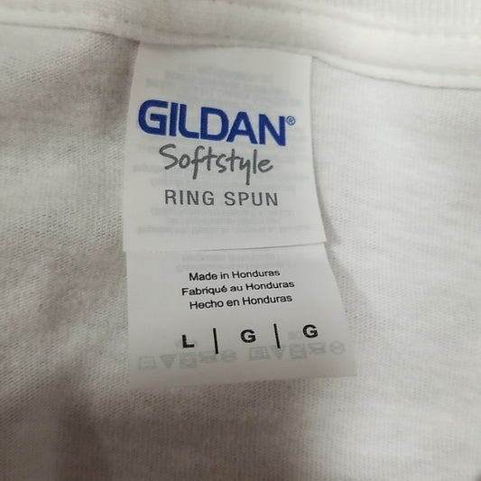 (L) Gildan Softstyle Ring Spun 100% Cotton Casual Lightweight Contemporary