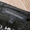 (4) Banana Republic Eyelet Overlay 100% Cotton Shell Slim Fit Pencil Skirt