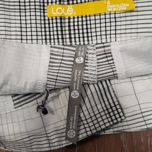 (4) Lolë Quick Dry Water Repellent UPF 50+ Plaid Patterned Long Shorts Active