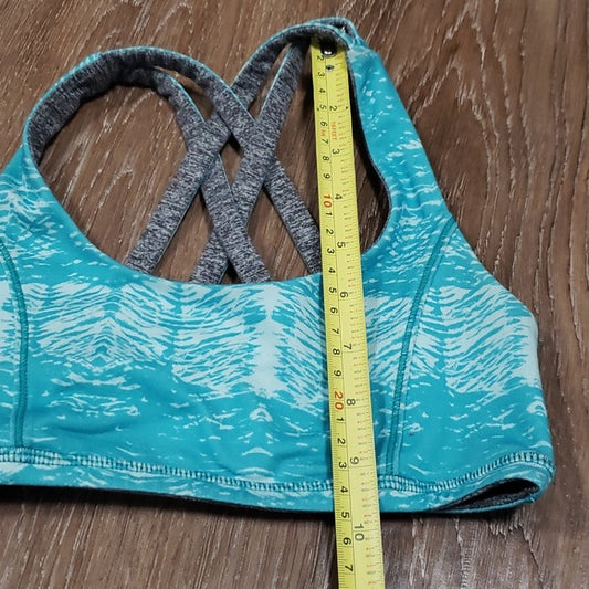 (10) Ivivva Athletica by Lululemon Athletica Youth Girl's Reversible Sports Bra