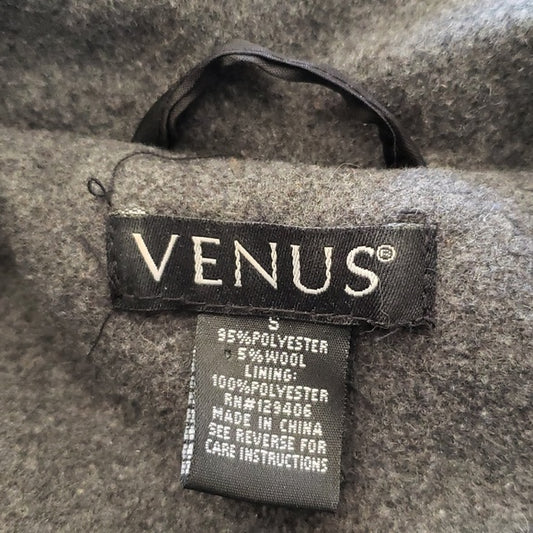 (S) VENUS Assymetrical Hem Cozy Fancy Formal Outdoor City Urban Modern