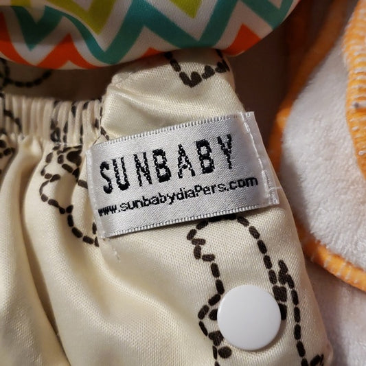 (OS) Sunbaby Resuable Cloth Diapers Adjustable Sizing with Liners Animal Print