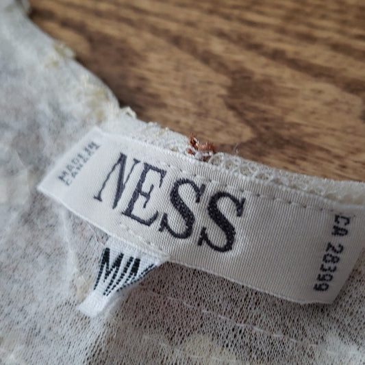 (M) Ness Made in Canada Embroidered Floral Cottagecore Bohemian Textured